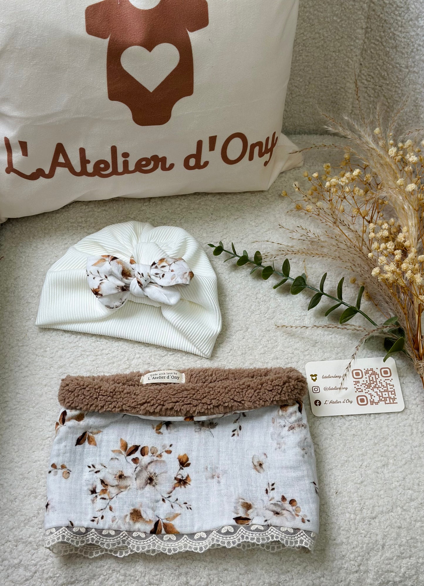 Snood , cache cou bébé/enfant avec dentelle
