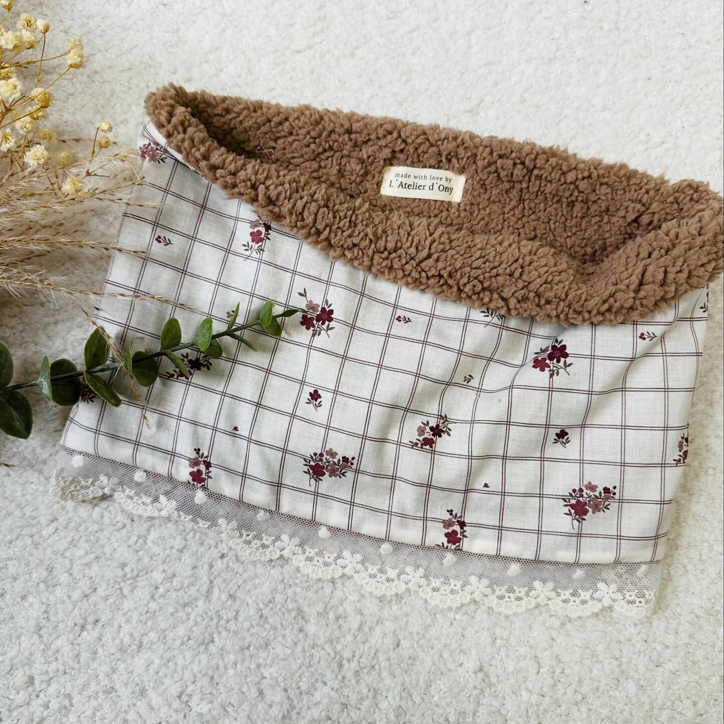 Snood , cache cou bébé/enfant avec dentelle
